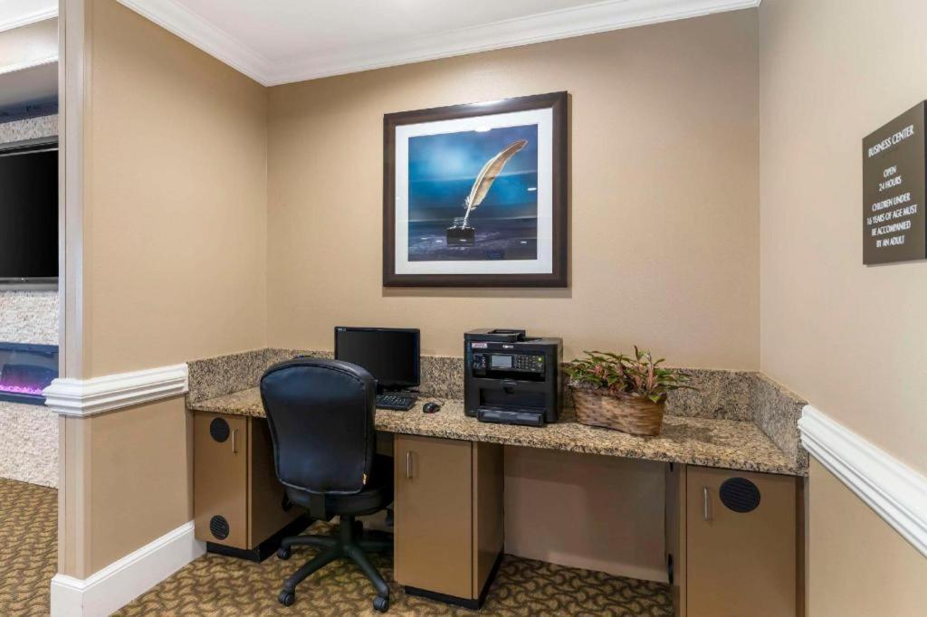 Comfort Inn & Suites Tifton Eksteriør bilde